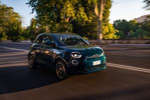 Fiat 500 la Prima 2020 года 